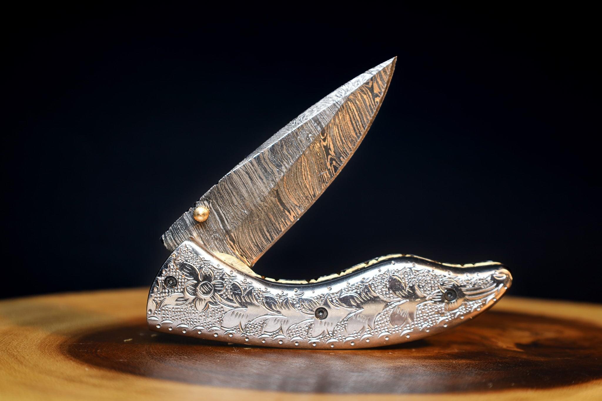 🪙 THE SILVER COIN: Damascus Steel Pocket Folding Knife With Leather Sheath #EveryDayCarry